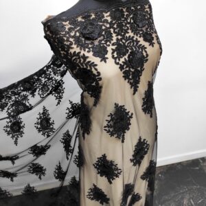 Dantela Brodata Pe Tull Cori 3D Negru - imagine 1