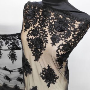 Dantela Brodata Pe Tull Cori 3D Negru - imagine 3