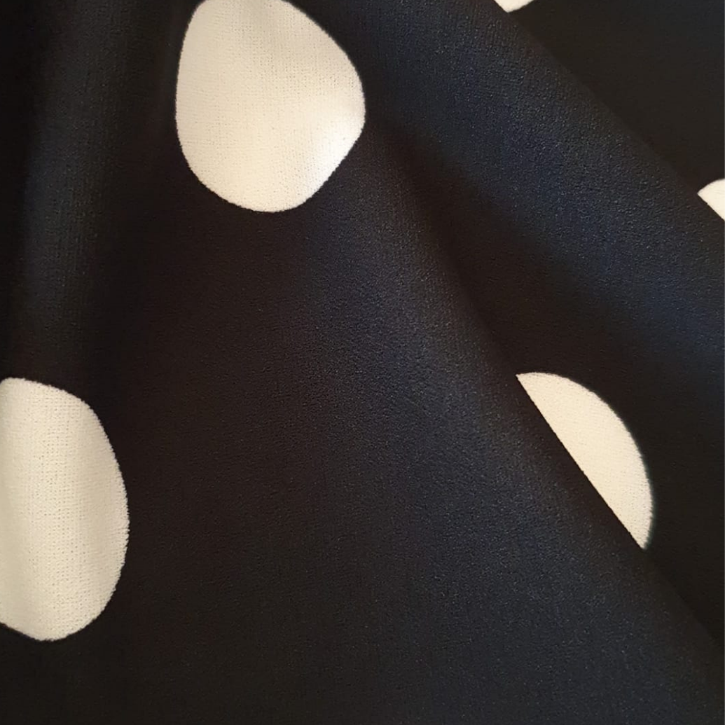 Crep Miu-Miu negru cu buline albe